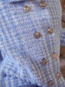 SHEIN 2Pcs Young Girl Fashion Knitted Cardigan Sweater And Skirt Set, Autumn & Winter. Soft Light Blue Fabric With Elegant Pattern Design. Featuring Soft Pink Color For Vibrant Look. Collared Neckline And Double-Breasted Buttons. Suitable For Autumn Winter Wear. Soft, Skin-Friendly, Lightweight And Comfortable Material. Suitable For Various Occasions Like Casual, School, Gathering, Shopping, Holidays And Parties.