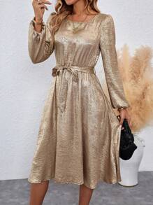 Chiquease Vestido largo de manga larga con escote redondo, cintura marcada y lazo para mujer con brillo metálico para fiestas y celebraciones de Año Nuevo - Dorado - Ver 5