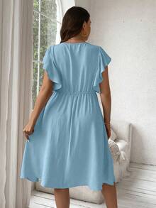 Flirla 大码纯色 V 领荷叶边下摆连衣裙 - 淺藍色 - 查看 2