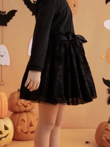SHEIN Young Girls Spider Web Print Velvet And Mesh Skirt, Cute And For Halloween, Autumn/Winter - Black - View 3