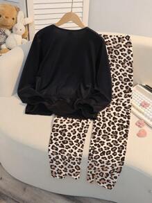 SHEIN Teen Girl 2pcs Heart Print White Round Neck Long Sleeve Top With Leopard Pants Casual Homewear Set