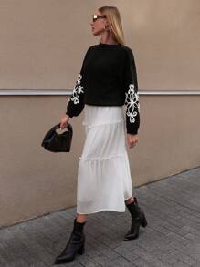 Luźny, kontrastowy, kwiatowy wzór, haft, długi sweter z długim rękawem