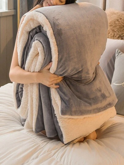 1pc Light Gray Milk Fleece & Sherpa Double Layer Ultrasoft Traditional Flannel Coral Fleece Throw Plus Fleece Thick Blanket For Sofa, Office, Bedroom, Travel & Camping, Multi-Purpose, Washable, All Season