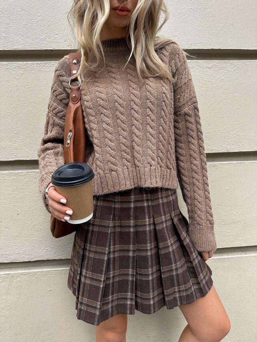 Women's Cable Pattern Round Neck Drop Shoulder Casual Sweater