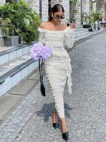 Chiquease 露肩长袖收腰优雅迷人连衣裙