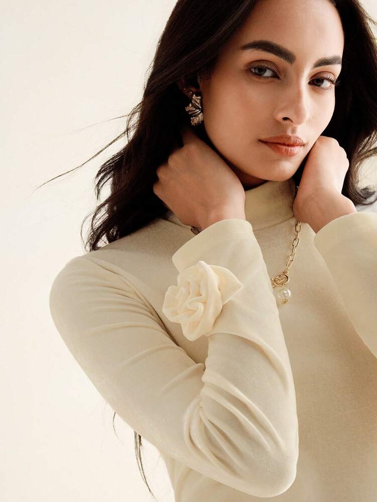 Parte superior de terciopelo retro de lujo para mujeres, cuello alto, diseño floral, camiseta de manga larga