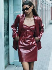 Maija 女士勃艮第安卡拉紧身胸衣 PU 皮革纯色时尚优雅迷你连衣裙，秋冬 - 酒紅色 - 查看 3