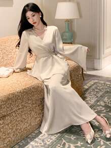 DAZY 2 件套纯色系带衬衫和中长裙套装（女款）