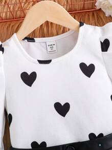 SHEIN 2pcs Young Girl Heart Pattern Knit Gigot Sleeve Top And Woven Solid PU Leather Shorts Set - Black and White - View 6
