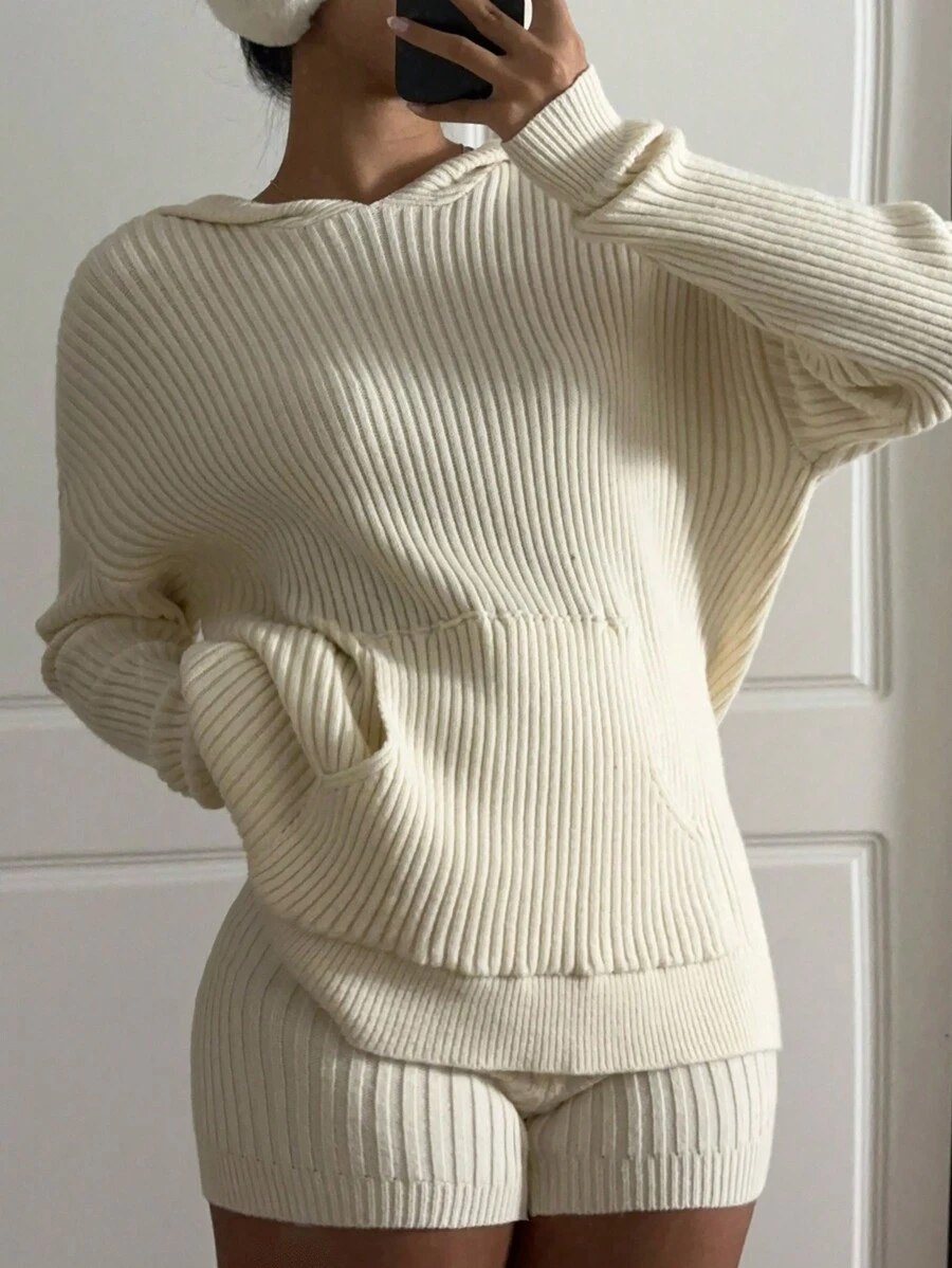 SHEIN EZwear 2 件女式纯色落肩长袖连帽毛衣和针织短裤休闲套装,秋冬 - 杏色 - 查看 1