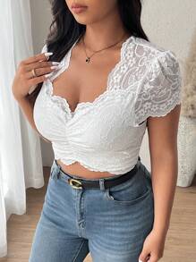 SHEIN Frenchy Plus Size Dirndl Lace Crop Top Oktoberfest For Women - White - View 3
