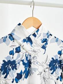 SHEIN LUNE Women's Floral Print V-Neck Casual Long Sleeve T-Shirt