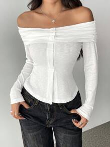 Flirla Weißes Off-Shoulder T-Shirt mit Knopf Dekor und Schlitz vorne, Langarm - Weiss - Übersicht 3