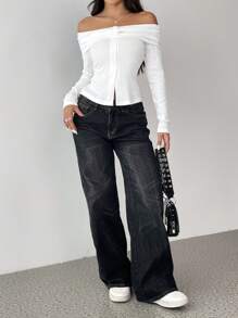 Flirla Weißes Off-Shoulder T-Shirt mit Knopf Dekor und Schlitz vorne, Langarm - Weiss - Übersicht 6