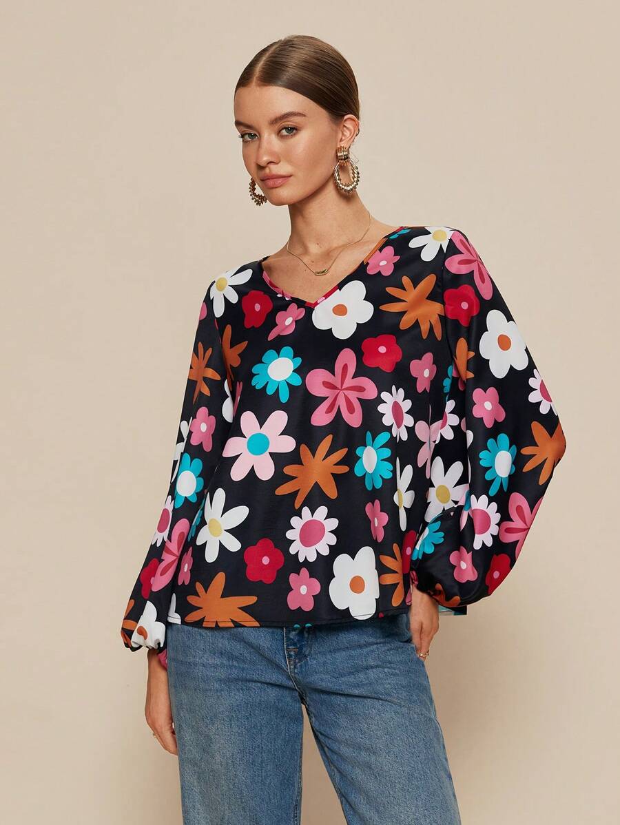 SHEIN Unity Blusa de Moda Solta com Manga Lanterna de Decote em V e Estampa Floral para Mulheres - Preto - Visão 1