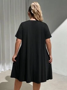 SHEIN CURVE+ Plus Size Women Casual Floral And Skull Printed Short Sleeve Dress For Halloween, Summer - Black - View 2