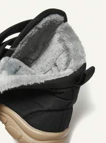 Cozy Pixies 1 双男孩/女孩黑色时尚潮流经典钩环舒适保暖羊毛休闲运动鞋，适合日常穿着和运动，秋冬季 - 黑色 - 查看 6