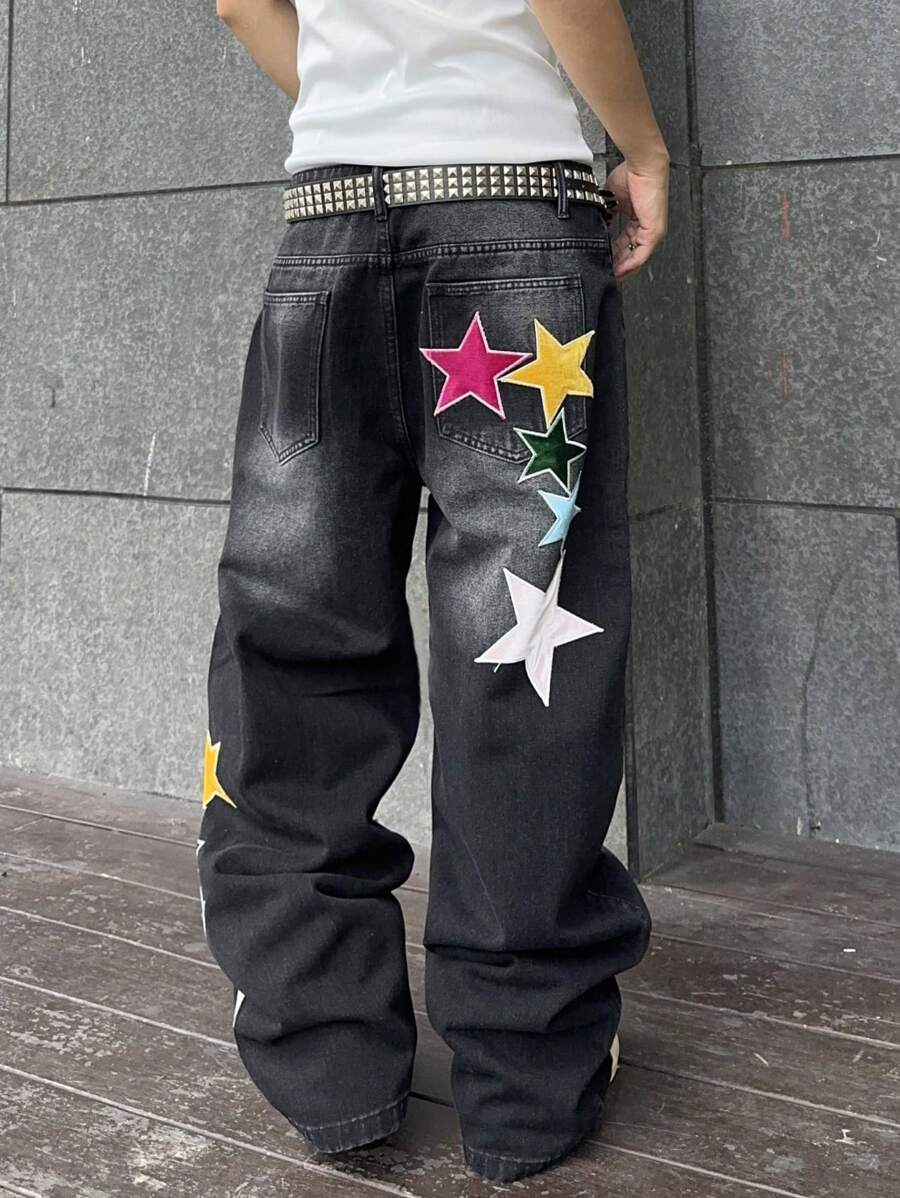 Manfinity EMRG 男士休闲牛仔裤，带口袋星星印花，图案长款宽松星星黑色深色洗水牛仔裤，洗水工装牛仔裤，适合丈夫、男朋友的礼物 - 黑色 - 查看 1