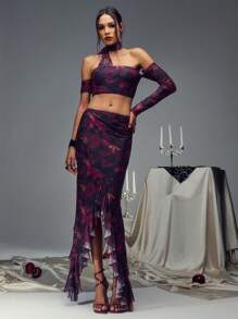 SHEIN Unity 黑色背景不对称袖短款花卉印花上衣 - 彩色 - 查看 3