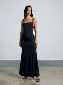AiiRZ Spaghetti Strap Square Neck Backless Fitted Bodycon Maxi Dress