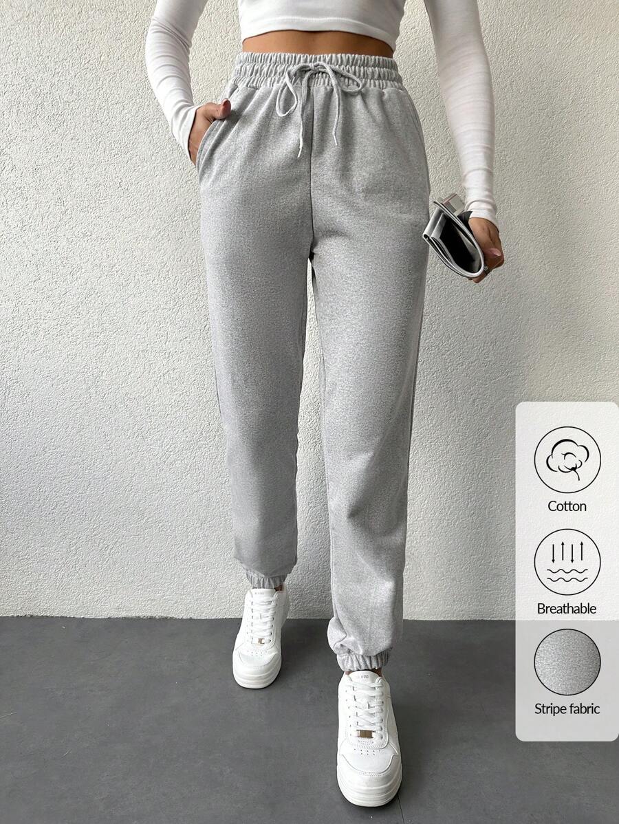 Solidne spodnie dresowe ze ściągaczem w pasie