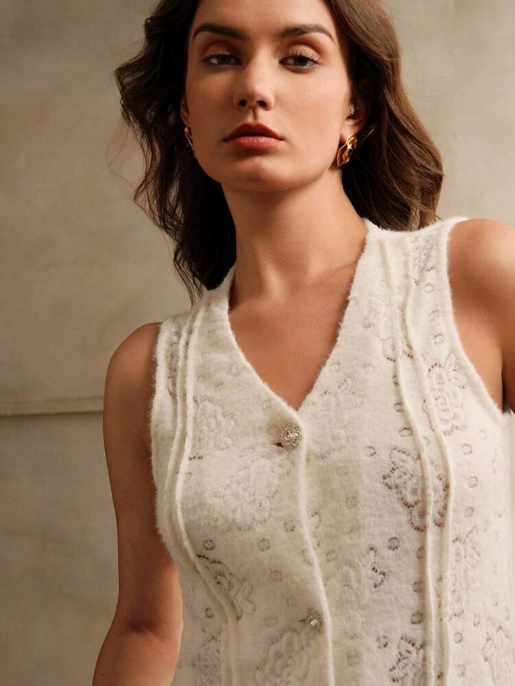 Elegante camiseta de tirantes de encaje a rayas beige, versátil y cómoda para mujer