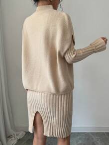SHEIN Unity 2 件套纯色立领长袖毛衣和裙子休闲装 - 卡其色 - 查看 2