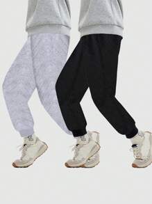 SHEIN 2 stuks Young Boy Diamond Textured Fabric Waistband Accent Design Pants Set. Casual Styling, Elastische Tailleband Voor Gemakkelijk Dragen, Goed Gemaakte Elastische Manchetten, Geschikt Voor Jongens Van 4-7 Om Te Combineren Met Tops/Jassen In De Lente, Herfst En Winter. Ideaal Voor Zelfverzekerde, Comfortabele Uitjes In Meerdere Seizoenen.
