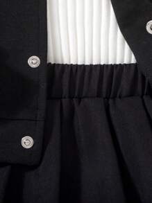 SHEIN New Fashion Autumn/Spring 4-7 Years Old Girls Young Girl Casual Preppy 2pcs Outfit, Black Knitted Ribbed Long Sleeve Jacket With Racecar Girl Graphic Print Back, Colorblock Cardigan And Black Pleated Skirt