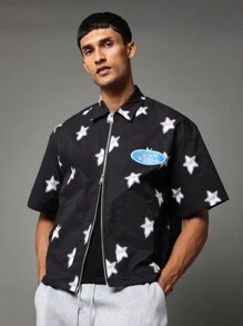 SUMWON Áo sơ mi bảo hộ lao động Boxy Fit Zip xuyên qua có in đồ họa toàn sao & huy hiệu đính đá sẵn sàng cho đại học - màu đen - Xem 2