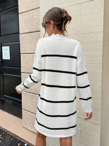 SHEIN ChicEase Vestido de suéter tejido con bloqueo de color, rayas y bordado de corazón, informal, para primavera/otoño - Blanco - Ver 2