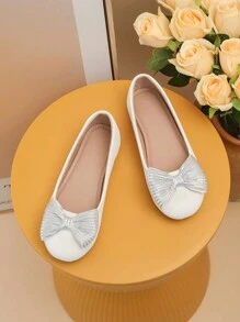 适合潮流青少年的时尚平底休闲乐福鞋