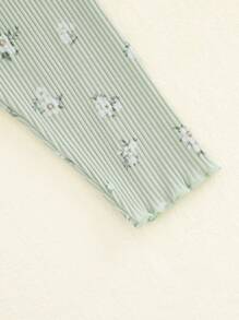 SHEIN Vintaside Kids Baby Girl Casual Ditsy Floral Elegant Outfit, Fall/Winter - Multicolor - View 4