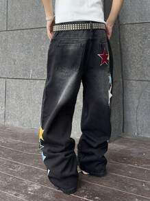 Manfinity EMRG 男士休闲牛仔裤，带口袋星星印花，图案长款宽松星星黑色深色洗水牛仔裤，洗水工装牛仔裤，适合丈夫、男朋友的礼物 - 黑色 - 查看 4