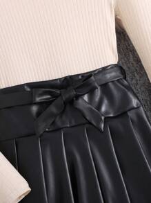 2pcs Tween Girls Set: Ribbed Mock Neck Gigot Sleeve T-Shirt And Bow-Tie PU Pleated Mini Skirt - Apricot - View 3