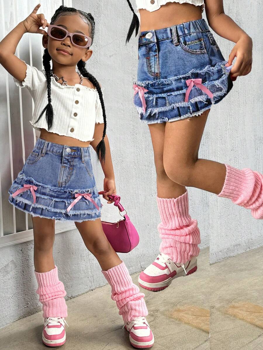 SHEIN SLAYR KIDS Young Girls' Cute Pink Bowknot Decor Blue Denim Pleated Skirt