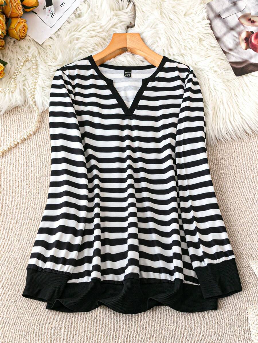 Franclia Black & White Minimalist Stripe Splice Notched Neck Long Sleeve Sweatshirt Pullover Fall Sweatshirt - Black and White - View 1