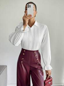 SHEIN Essnce Áo sơ mi nữ tay dài xếp ly đơn hàng khuy cài nút cổ điển thường ngày màu trắng trơn màu dành cho nữ Áo sơ mi nữ Áo cánh nữ Áo sơ mi Lễ Tạ ơn, Mùa thu - trắng - Xem 5