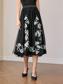 MOTF PREMIUM EMBROIDERY MESH FLARE SKIRT WITHOUT BELT - Black - View 4