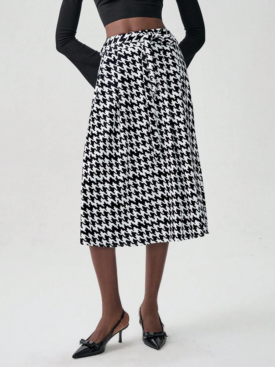 SHEIN Unity Vintage Autumn Daily Wear Fold Pleated Houndstooth Print A-Line Skirt - Black - View 1