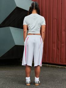 SUMWON WOMEN 街头撞色条纹卡普里运动裤 - 白色 - 查看 2