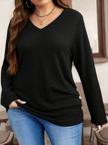 SHEIN LUNE Plus Size Women Casual Textured V-Neck Side Pleated Button Decor T-Shirt - Black - View 1
