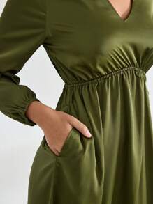 Ocili Leisure Silky Soft Satin Spaghetti Strap Long Sleeve Maxi Nightgown - Green - View 5