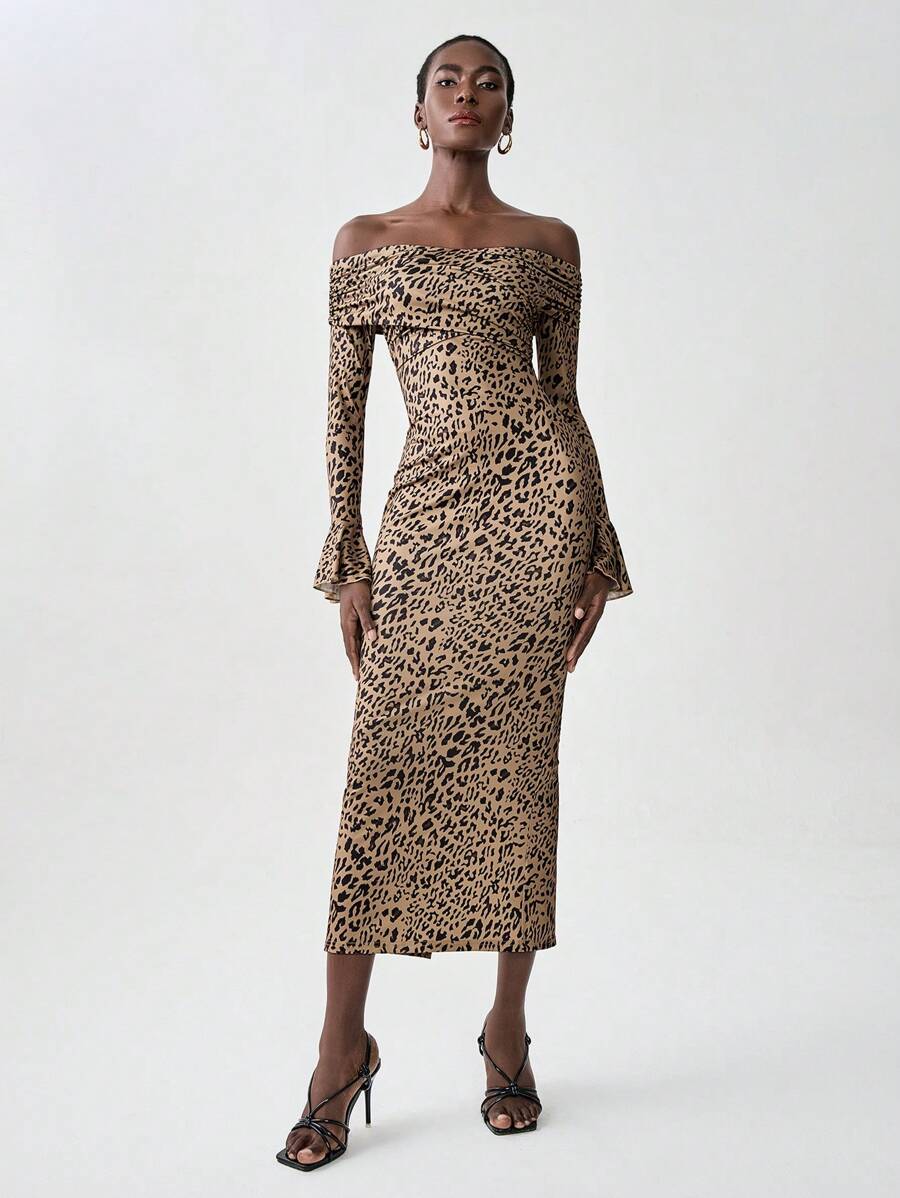 Chiquease Damen Leoparden-Muster Kleid mit Off-Shoulder Ausschnitt und Rückenausschnitt, Langarm (inkonsistente Muster)