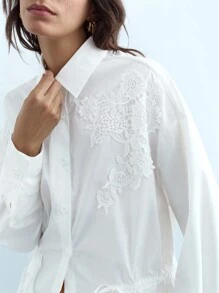 Maija Donna Camicetta Bianca con Bottoni, Applicazioni Ricamate, Chiusura con Fiocco, Maniche Lunghe Tinta Unita, Top Floreale Ampio