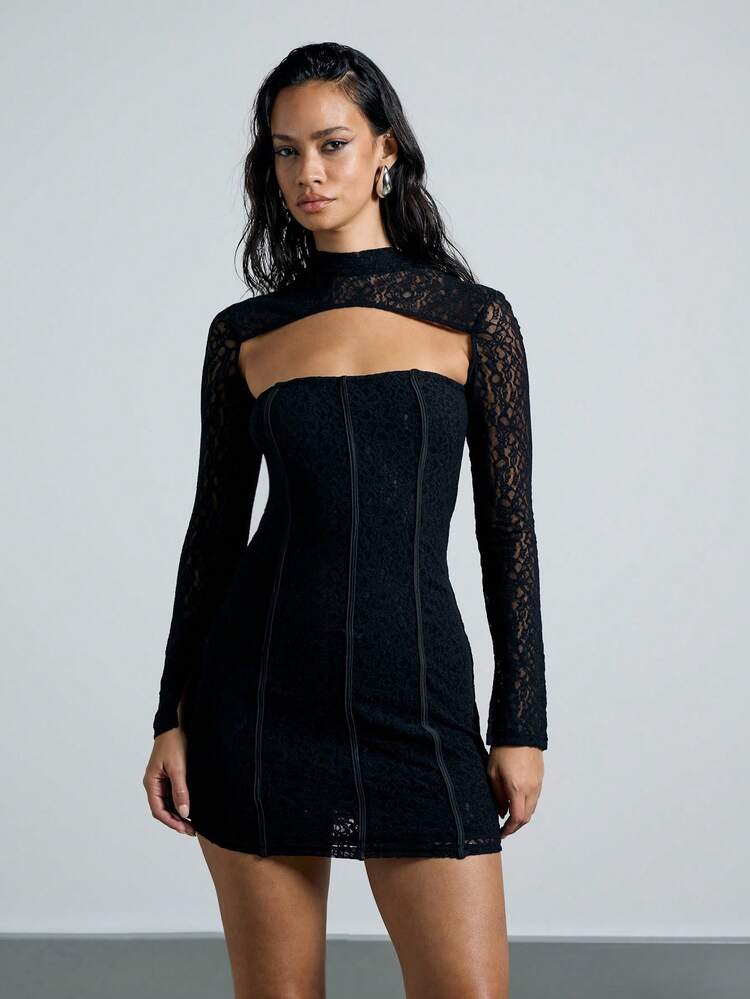 Vestido mini ajustado con detalles de corsé, cuello alto de encaje y manga larga con recortes