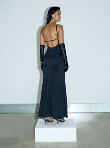 AiiRZ Spaghetti Strap Square Neck Backless Fitted Bodycon Maxi Dress