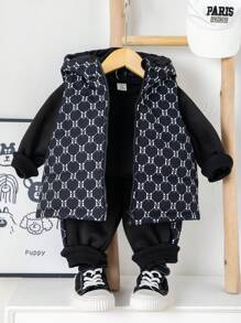 SHEIN Leap Crew 3 件装男婴/女婴休闲复古字母印花加厚棉背心、黑色圆领运动衫和字母贴布裤，适合秋冬季室内外穿着 - 黑色 - 查看 3