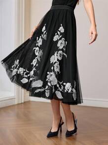 MOTF PREMIUM EMBROIDERY MESH FLARE SKIRT WITHOUT BELT - Black - View 5