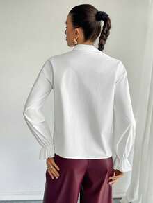 SHEIN Essnce Áo sơ mi nữ tay dài xếp ly đơn hàng khuy cài nút cổ điển thường ngày màu trắng trơn màu dành cho nữ Áo sơ mi nữ Áo cánh nữ Áo sơ mi Lễ Tạ ơn, Mùa thu - trắng - Xem 4